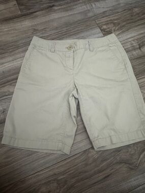 LOFT Women's Light Beige Bermuda Ann Taylor OOP original Shorts